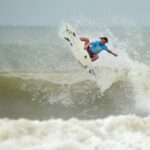 Segundo dia del Circuito Nacional de Surf 2025 en playa Cieneguita,Limón / en la imagen Carlos Urbina durante cuartos de final de la categoria Open / Foto John Durán